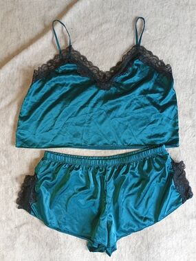 Size 4X Silky Teal Lace-Trim Cami and Short Sleep Set